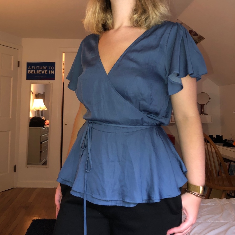 tie around top